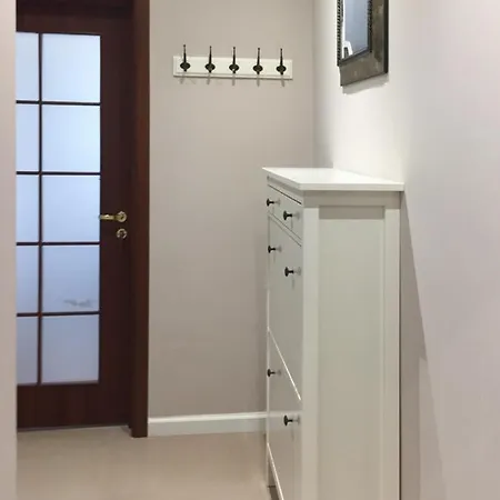 Central Apartment *